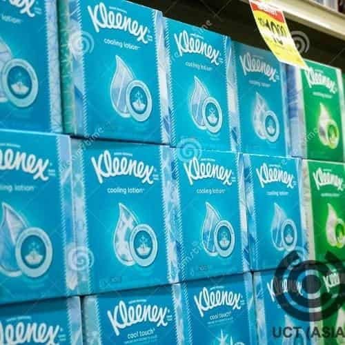 Kleenex shelf store advert