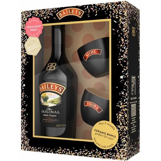 Happy Days Drinks | Aperol Spritz Gift Set | Garden Party Alcohol Gifts