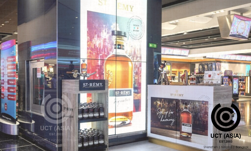 St Remy Signature Wows Travelers with its Striking POS Display in Singapore: A Sure-Fire Way to Gain New Customers?